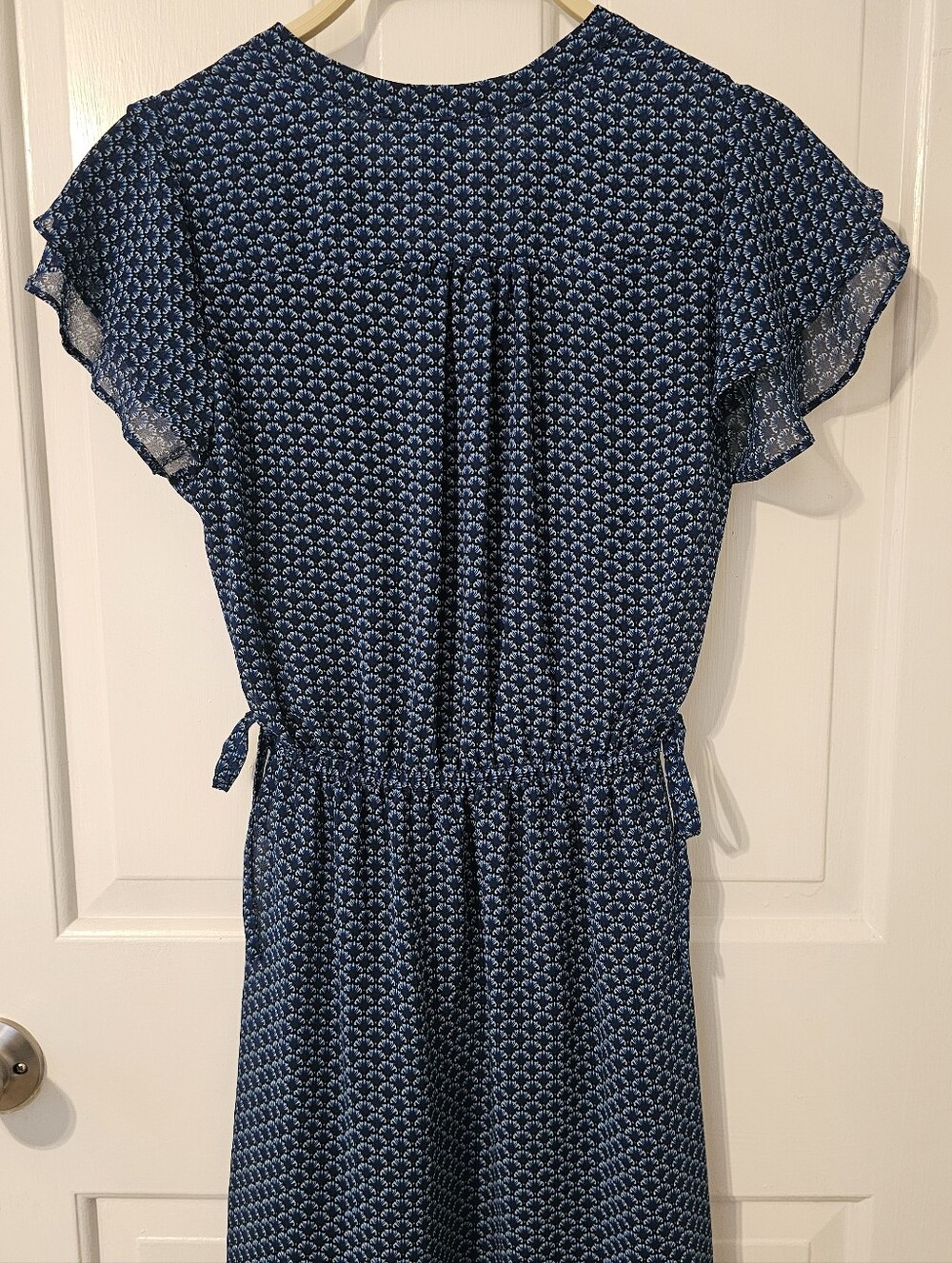 H&M DRESS - Picture 2 of 4